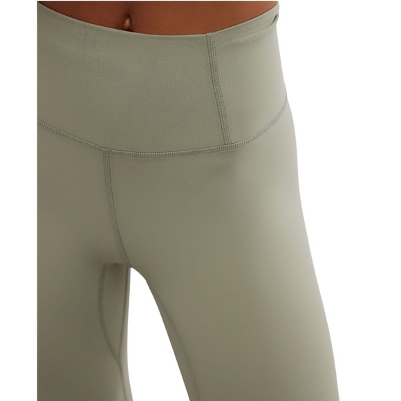 NWT FP Movement Women's Never Better
Capri Leggings women XL sage stone - Picture 9 of 12